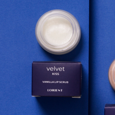 Velvet KISS peeling do ust
